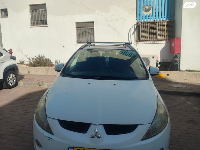 מודעת רכב מיצובישי גרנדיס