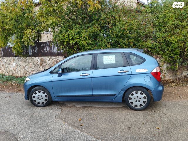 מודעת רכב הונדה FR-V