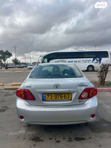 טויוטה קורולה