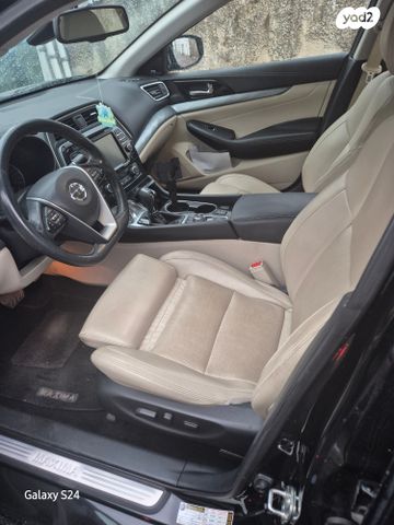 ניסאן מקסימה