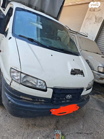 יונדאי H-1 / i800