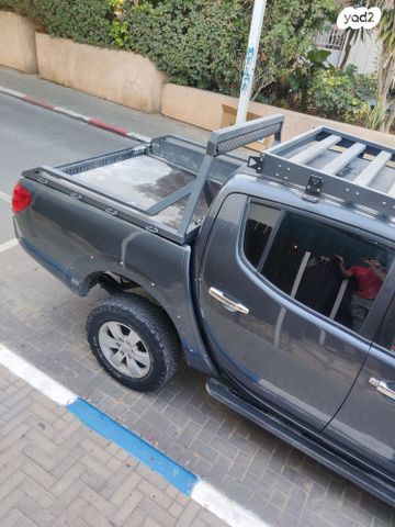 מיצובישי טרייטון / L200