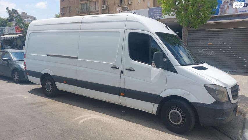 מודעת רכב מרצדס-בנץ ספרינטר