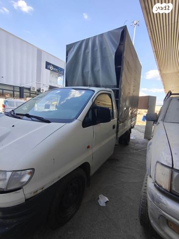 יונדאי H-1 / i800