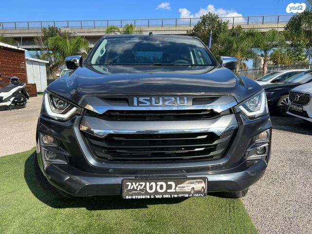 איסוזו די-מקס