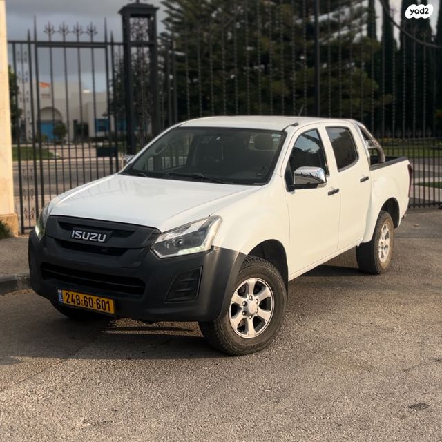 מודעת רכב איסוזו די-מקס