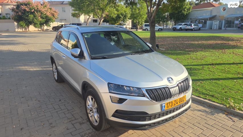 מודעת רכב סקודה קארוק