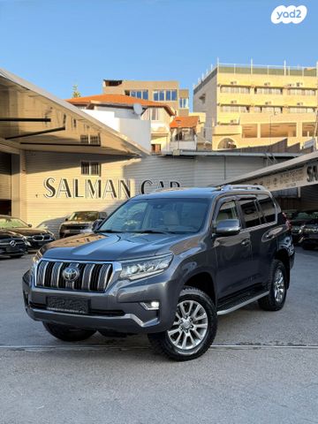 טויוטה לנד קרוזר