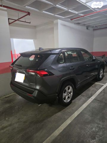 מודעת רכב טויוטה RAV4