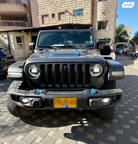 מודעת רכב ג'יפ רנגלר