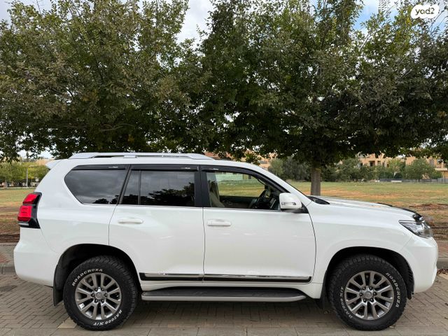 מודעת רכב טויוטה לנד קרוזר