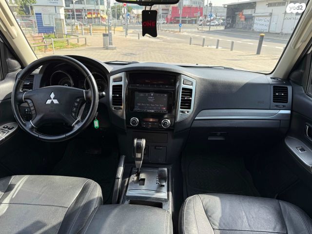 מיצובישי פג'רו