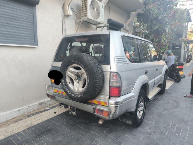 מודעת רכב טויוטה לנד קרוזר