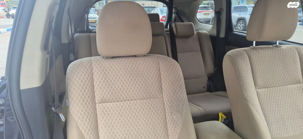 מיצובישי אאוטלנדר