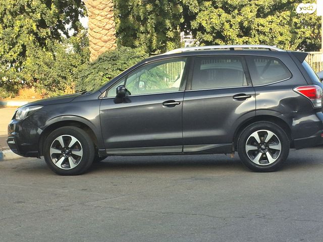 סובארו פורסטר