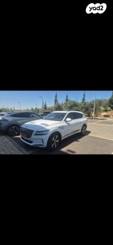 ג'נסיס GV80