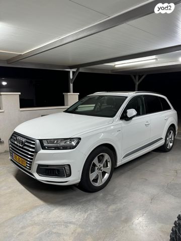 מודעת רכב אאודי Q7