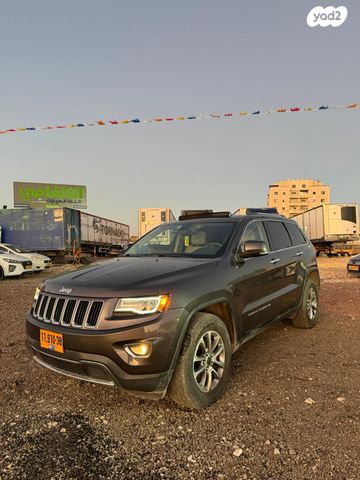 מודעת רכב ג'יפ גרנד צ'ירוקי