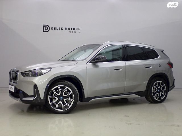 מודעת רכב ב מ וו IX1