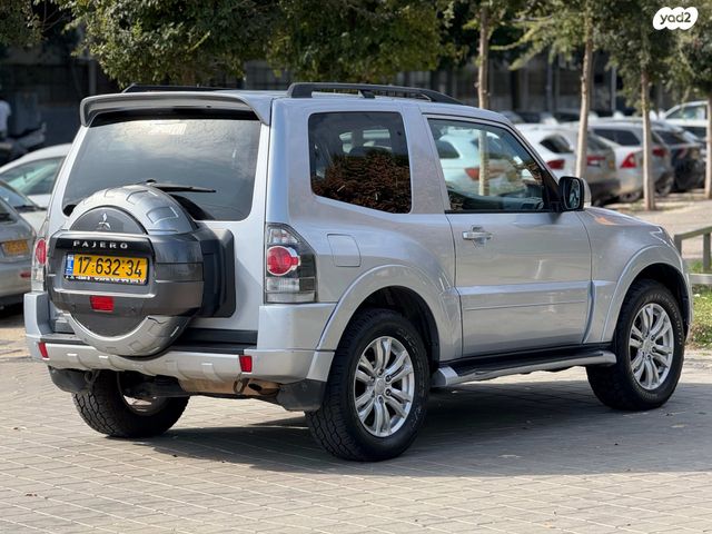 מיצובישי פג'רו