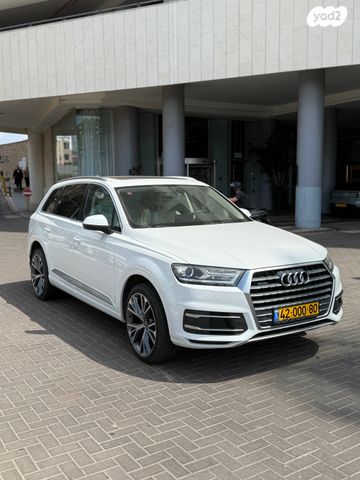 מודעת רכב אאודי Q7