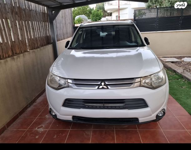 מודעת רכב מיצובישי אאוטלנדר