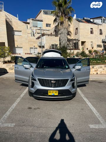 קאדילק XT4