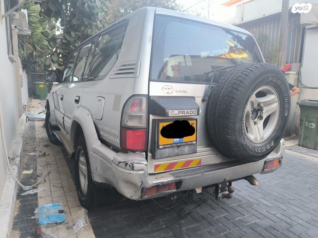 טויוטה לנד קרוזר