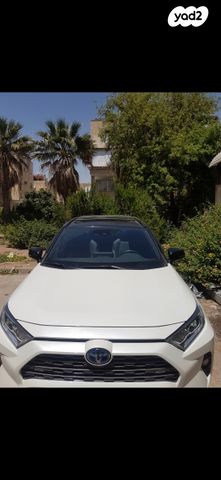 מודעת רכב טויוטה RAV4