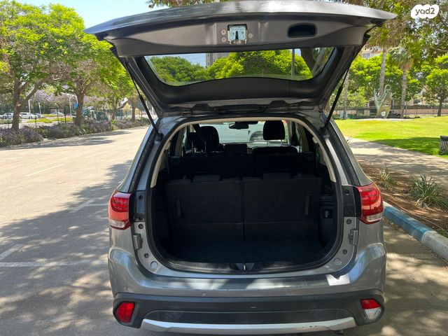 מיצובישי אאוטלנדר