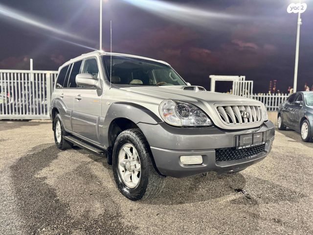 יונדאי טאראקן