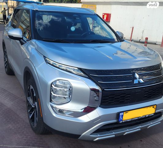 מיצובישי אאוטלנדר