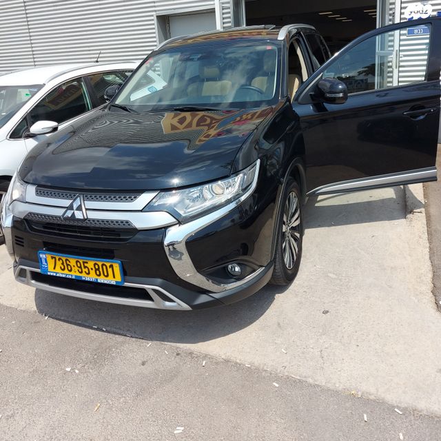 מודעת רכב מיצובישי אאוטלנדר