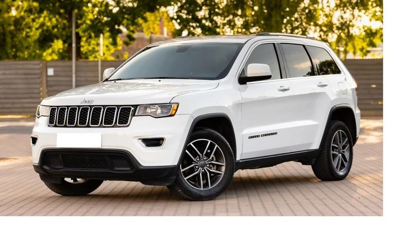 מודעת רכב ג'יפ גרנד צ'ירוקי