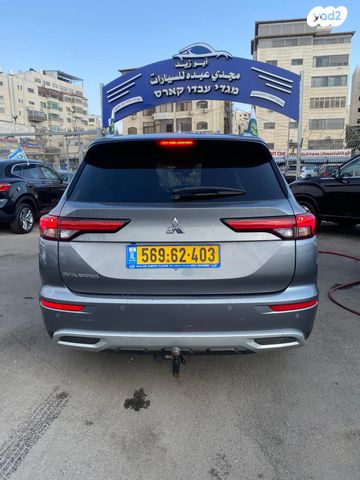 מיצובישי אאוטלנדר