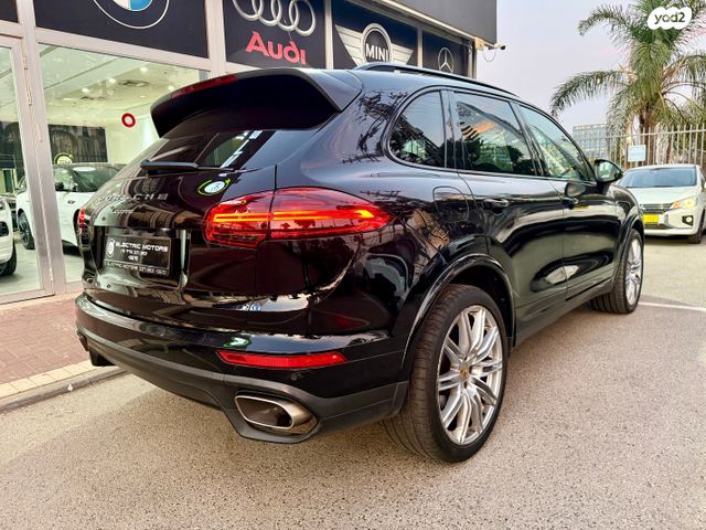 פורשה קאיין