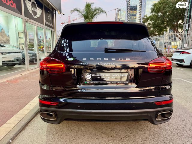 פורשה קאיין