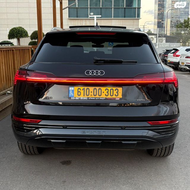 אאודי Q8 e-tron