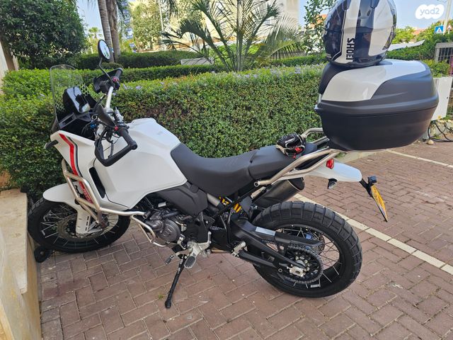 דוקאטי Desert X