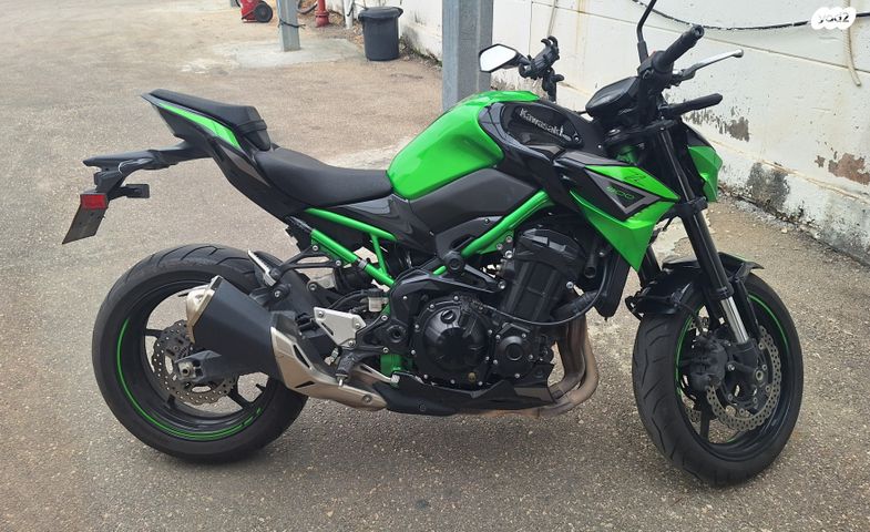 מודעת רכב קאוואסאקי Z900