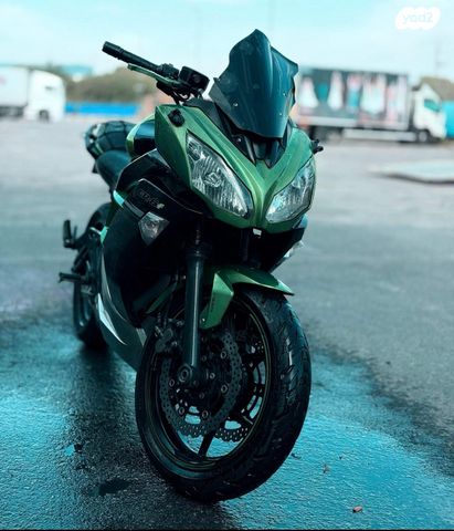 מודעת רכב קאוואסאקי ER-6F