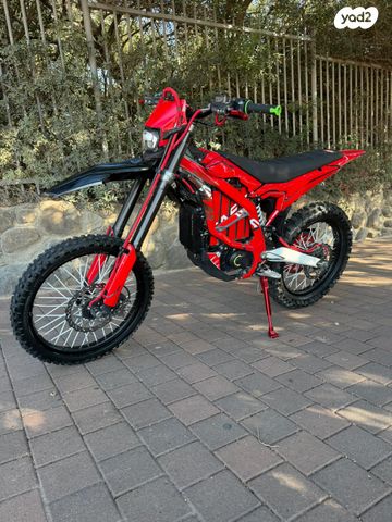 מודעת רכב סורון ULTRA BEE T