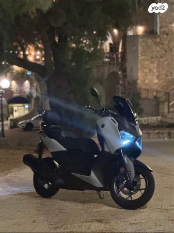 ימאהה X-Max 300 Tech