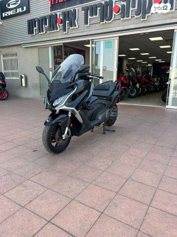 מודעת רכב קימקו AK 550