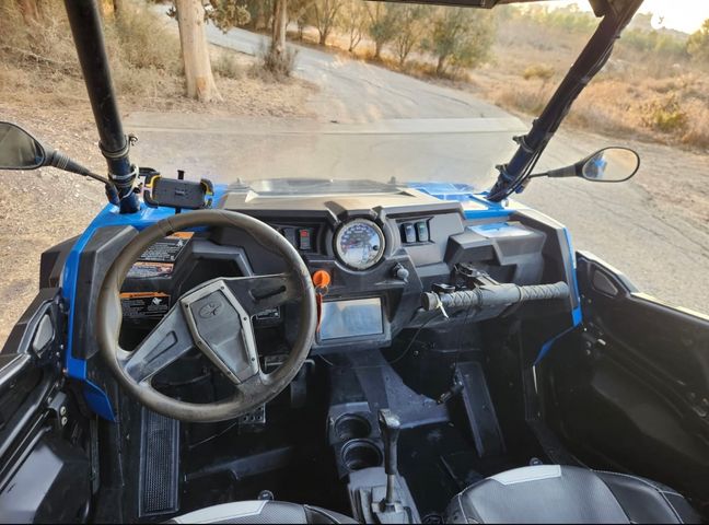 מודעת רכב פולריס