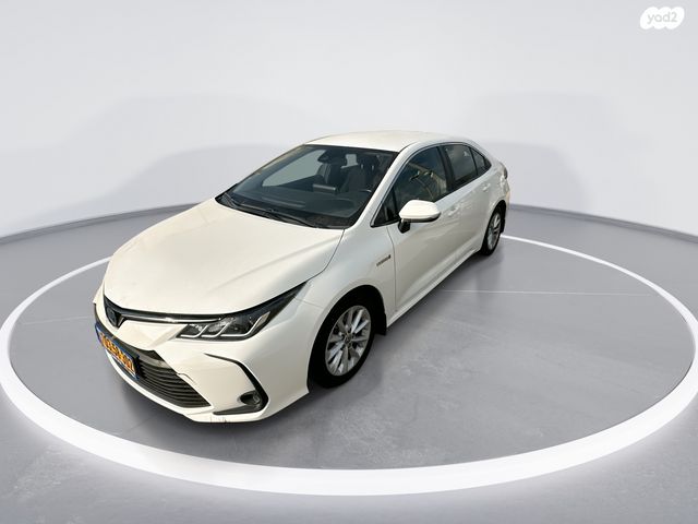 טויוטה קורולה