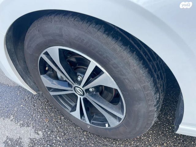 ניסאן סנטרה