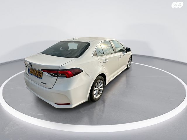 טויוטה קורולה