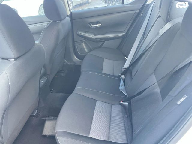 ניסאן סנטרה