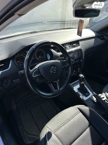 סקודה אוקטביה 